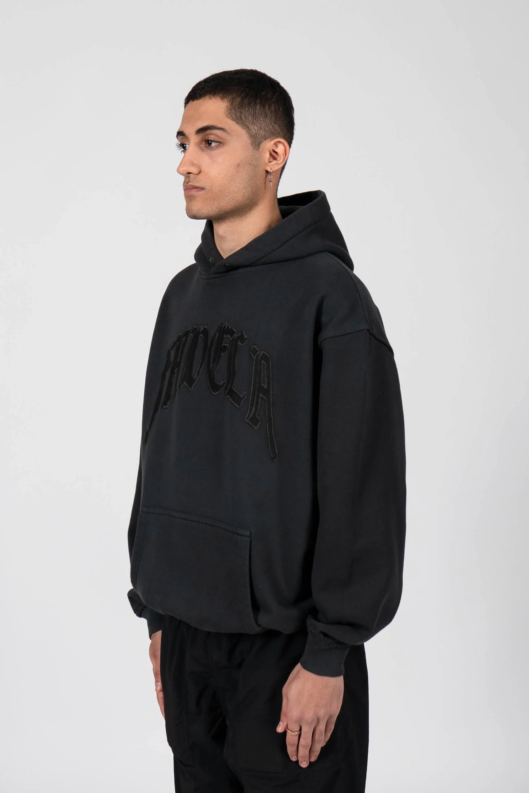 HIGH VINTAGE BLACK SNAP BUTTON HOODIE