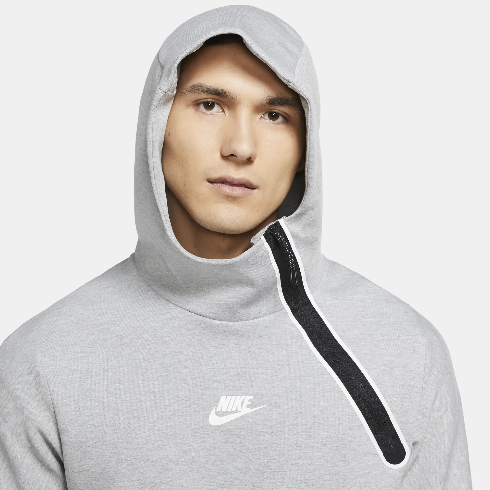 NIKE SPORTSWEAR TECH FLEECE