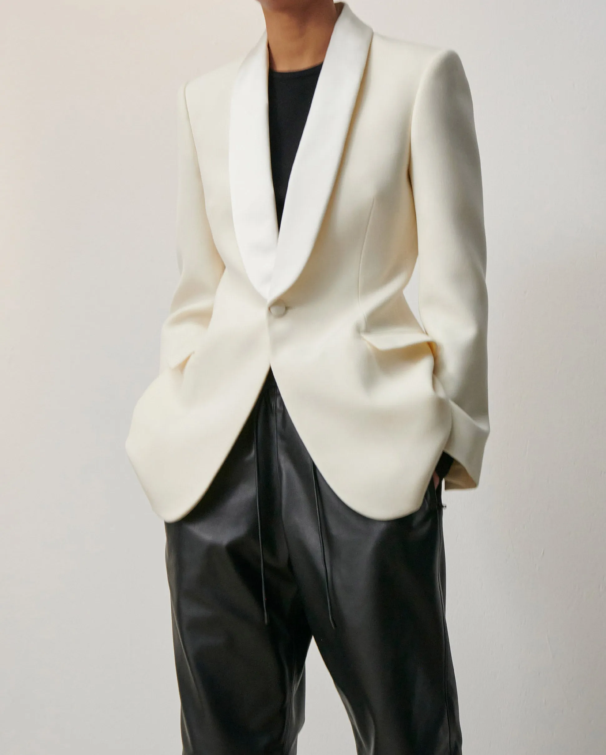 TUXEDO BLAZER / OFF WHITE